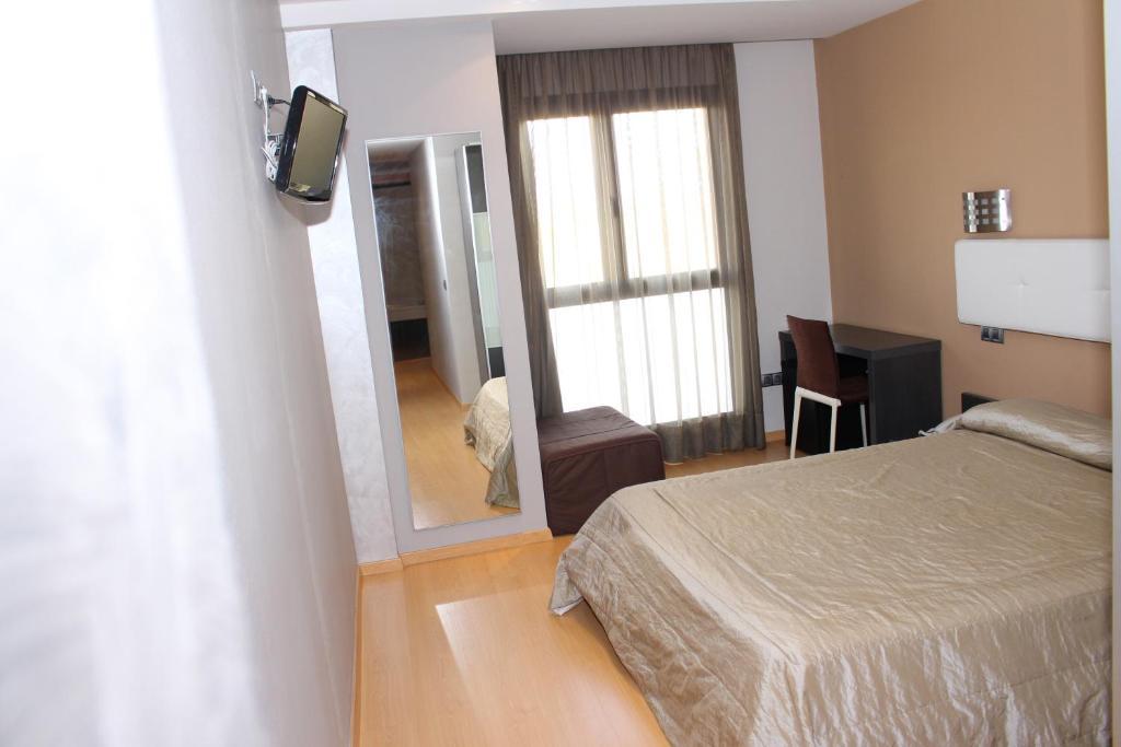 Hotel Ciutat D'อัมโบสตา ห้อง รูปภาพ