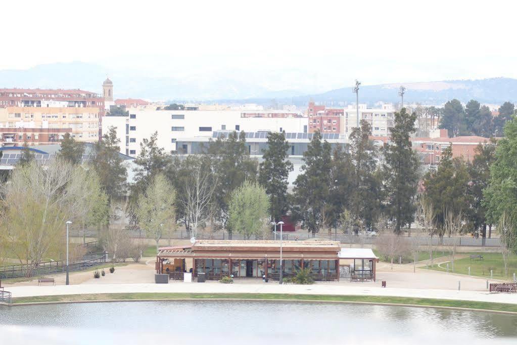 Hotel Ciutat D'อัมโบสตา ภายนอก รูปภาพ